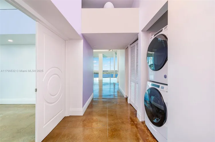 Space 01 Lofts #1203 image #31