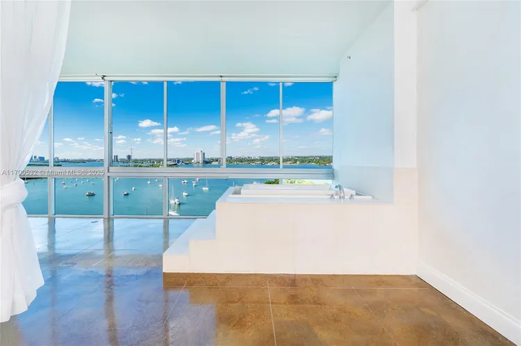 Space 01 Lofts #1203 image #9