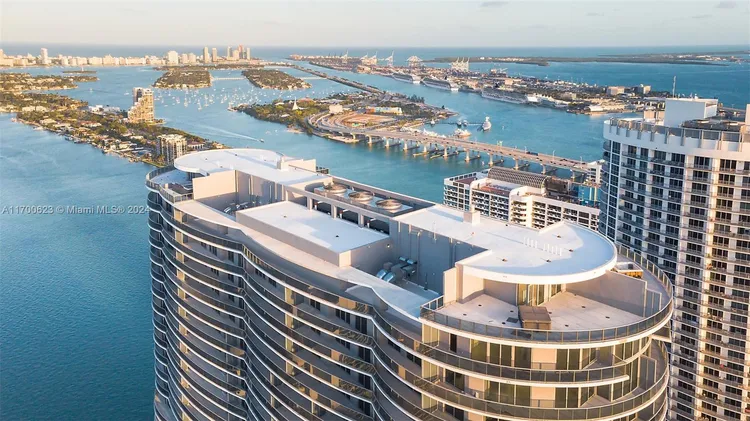 Aria on the Bay #1908 image #22