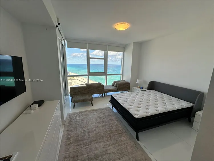 Trump Royale #1802 image #10