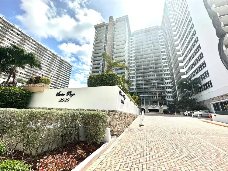 Parker Plaza Estates #201 image #26