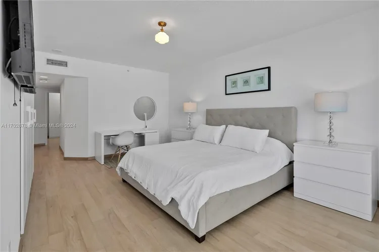 1500 Ocean Drive #503 image #22