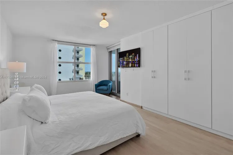 1500 Ocean Drive #503 image #24