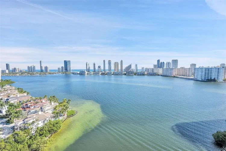 Williams Island 4000 #2106 image #31