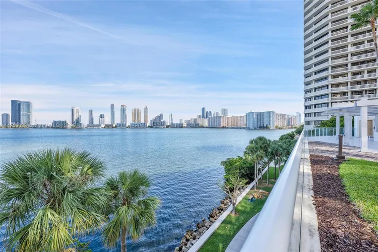 Williams Island 4000 #2106 image #40