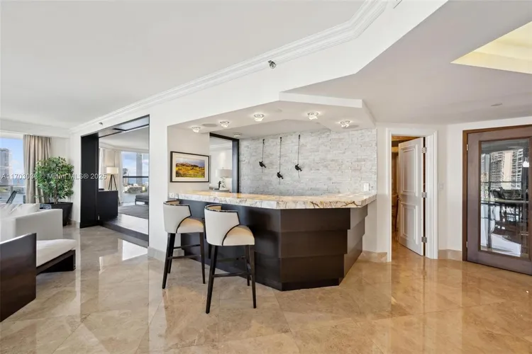 Williams Island 4000 #2106 image #6