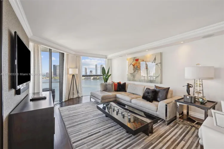 Williams Island 4000 #2106 image #8