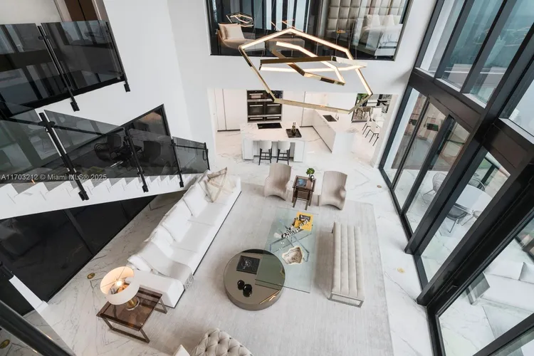 Porsche Design Tower #4204 image #15