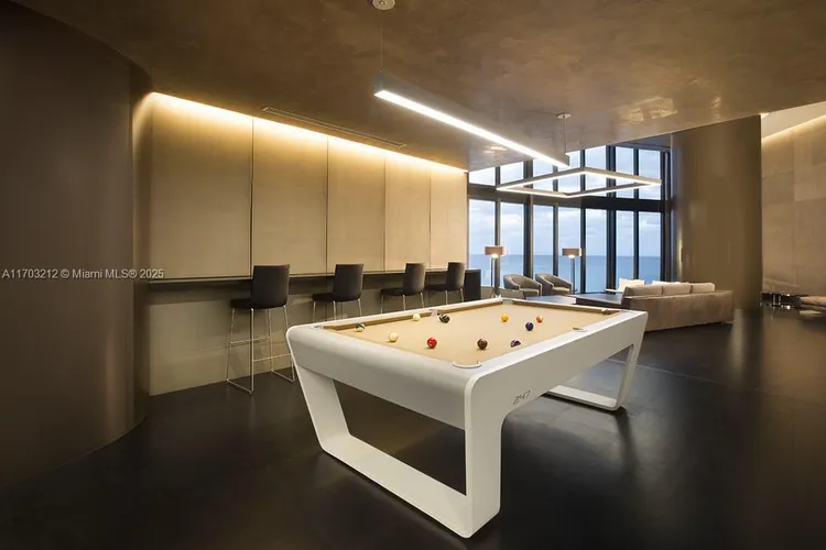 Porsche Design Tower #4204 image #48