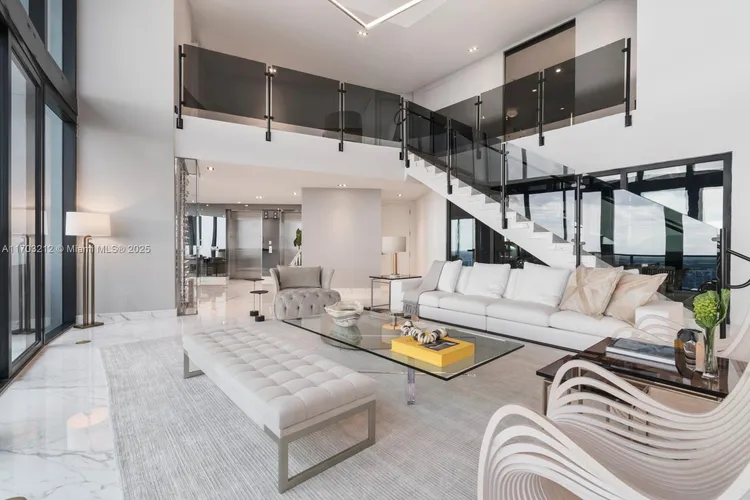 Porsche Design Tower #4204 image #7