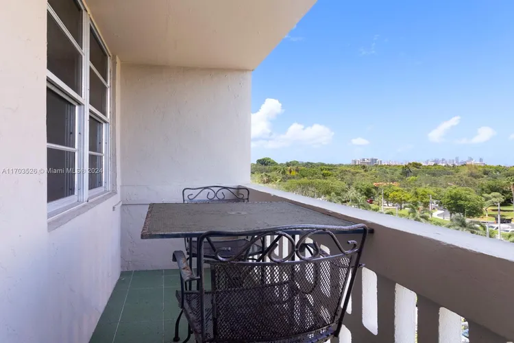 Gables Waterway Towers #618 image #13