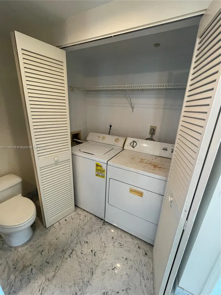 Oceania IV #843 image #17