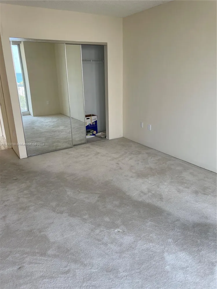 Oceania IV #843 image #18