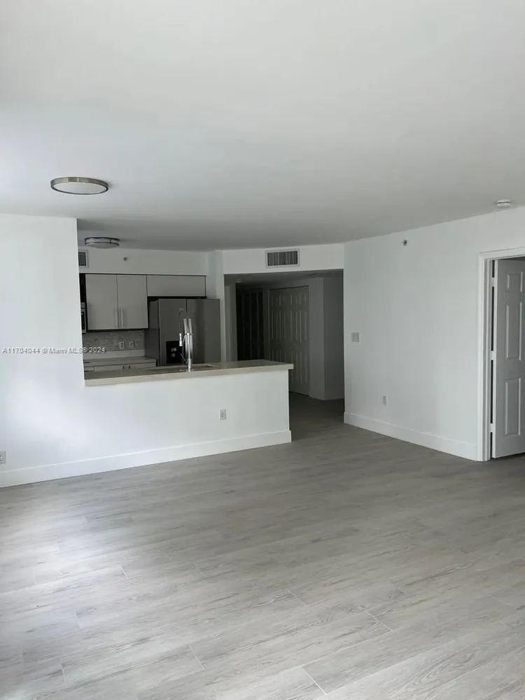 The Mark #1202 image #14