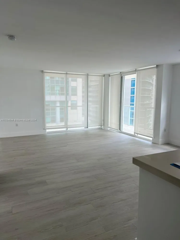 The Mark #1202 image #17