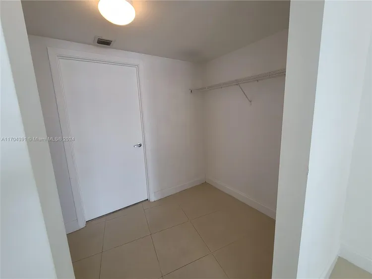 Opera Tower #4009 image #7