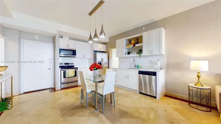 Carriage Club North #PH02 image #10