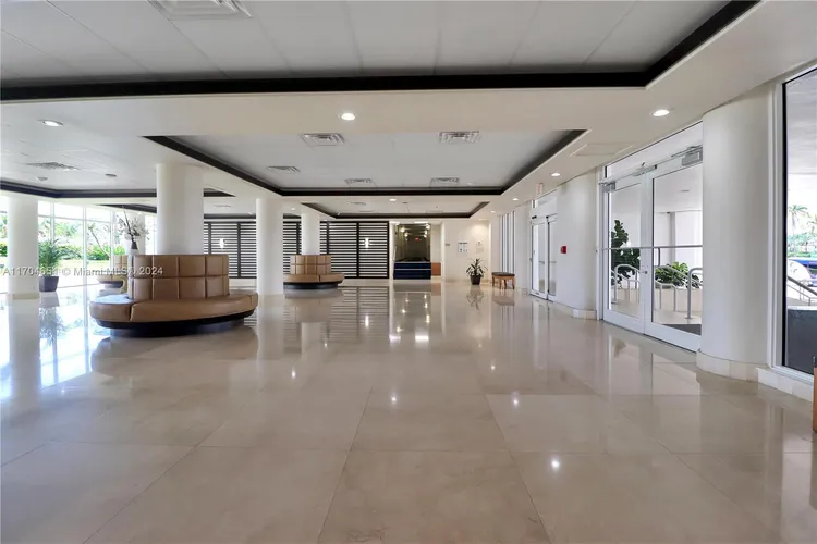 Carriage Club North #PH02 image #22