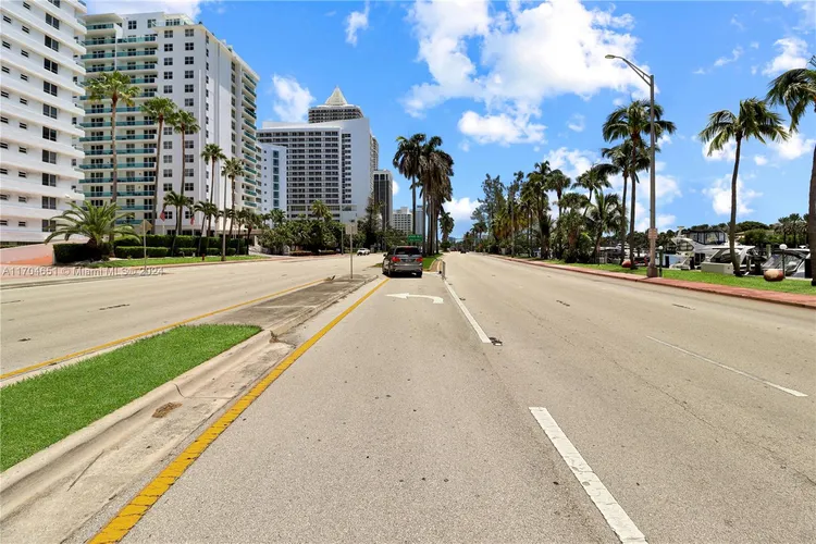 Carriage Club North #PH02 image #35