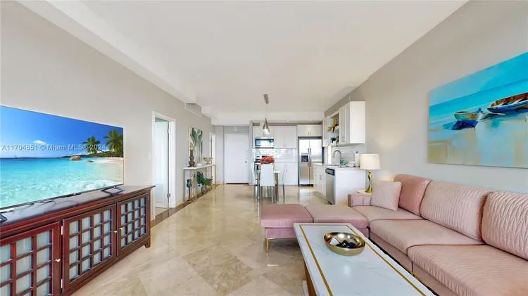 Carriage Club North #PH02 image #6