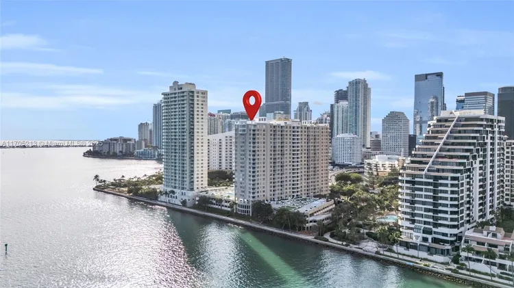 Isola #815 image #17