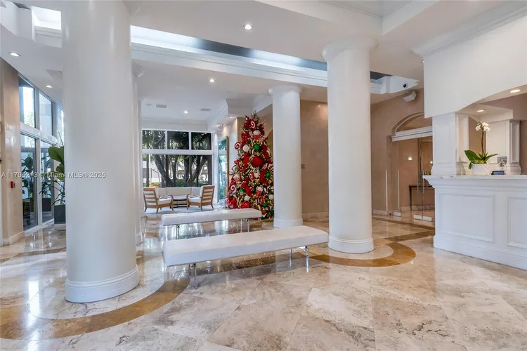 Isola #815 image #27