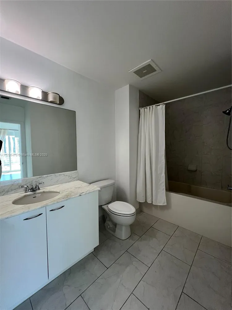 Loft Downtown II #1906 image #12