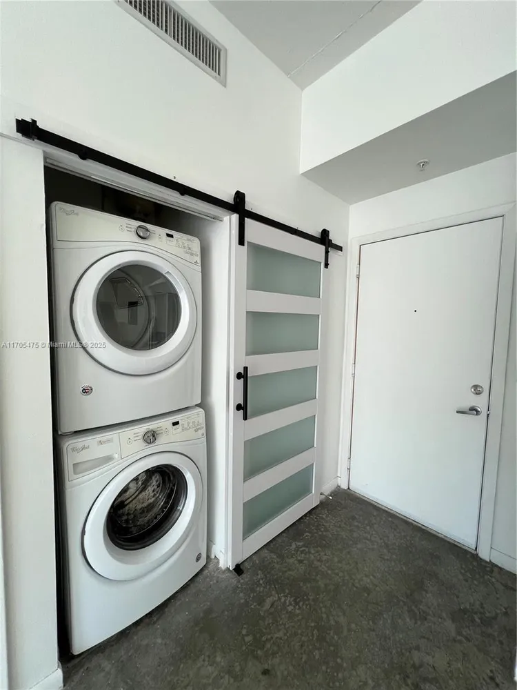 Loft Downtown II #1906 image #6