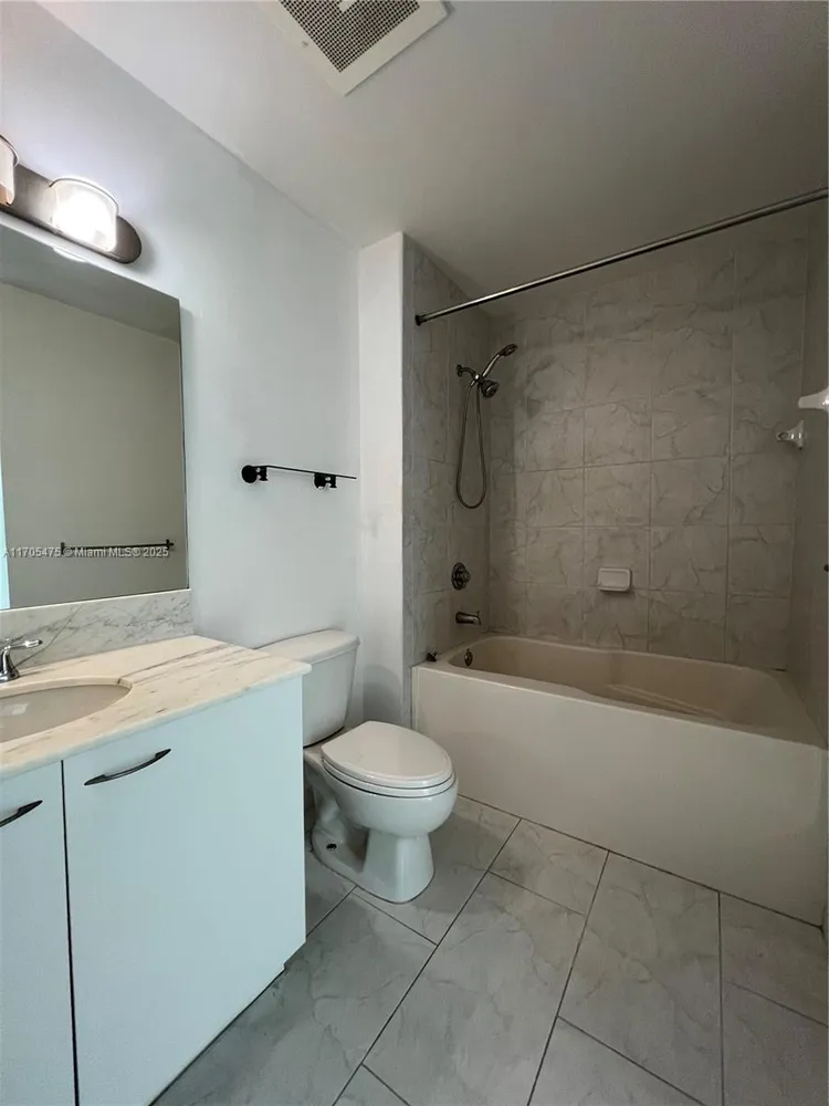 Loft Downtown II #1906 image #9