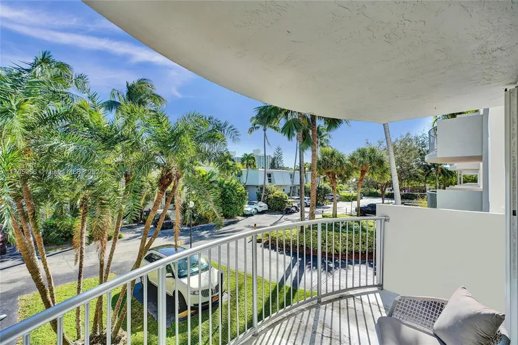 Cape Florida Club #210 image #17