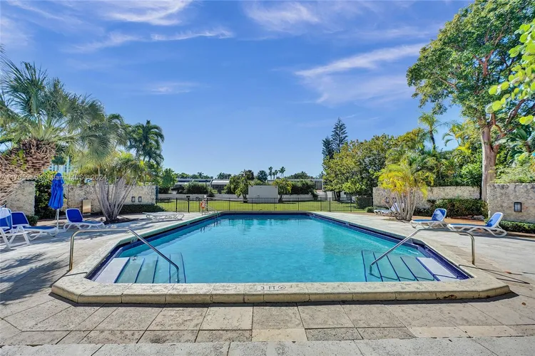 Cape Florida Club #210 image #23