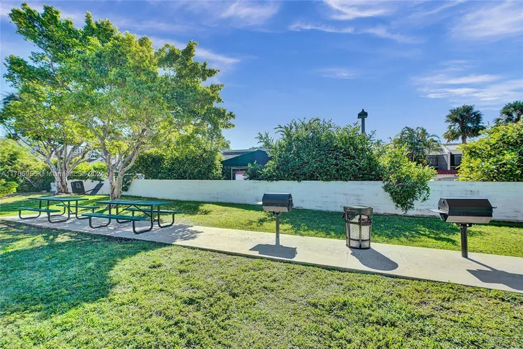 Cape Florida Club #210 image #25