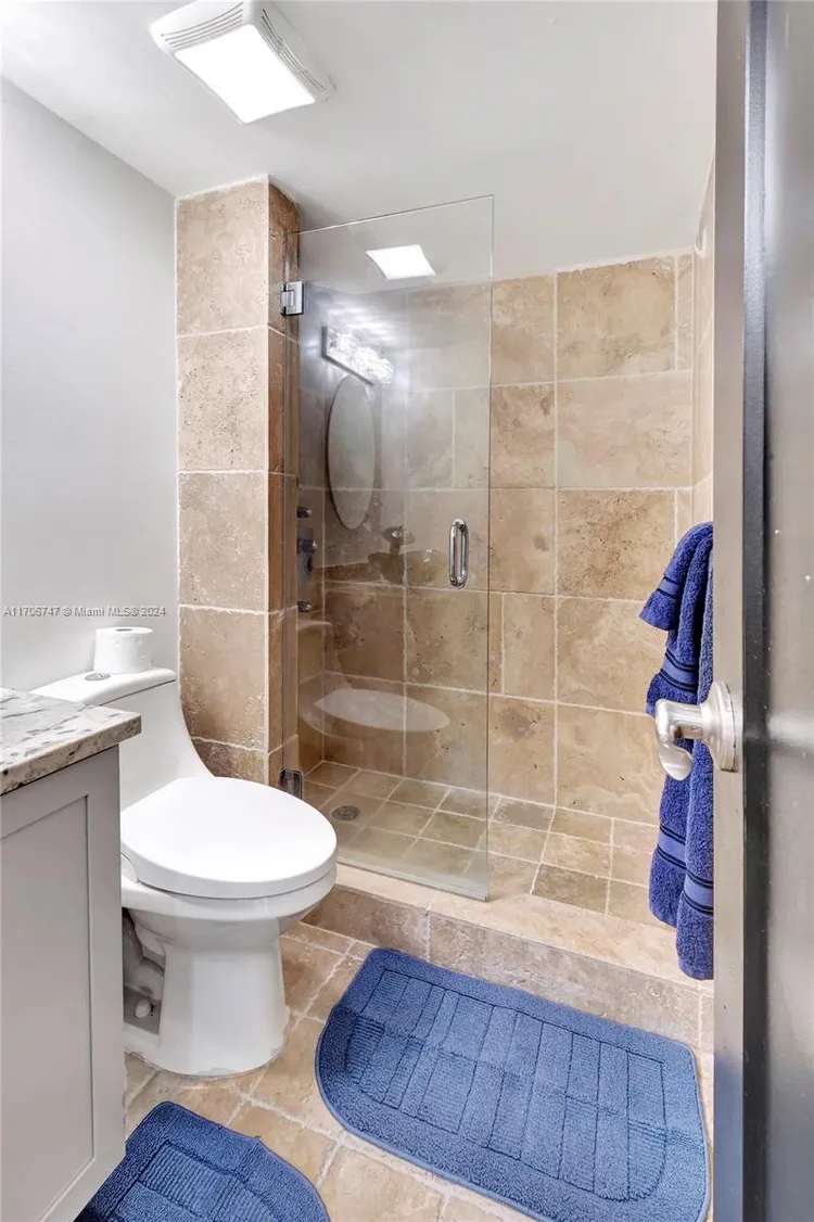 The Riviera Condo #1411 image #18