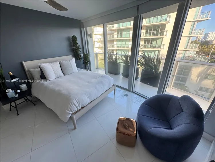 Peloro Miami Beach #505 image #30