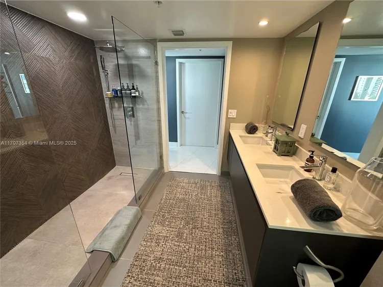 Peloro Miami Beach #505 image #36