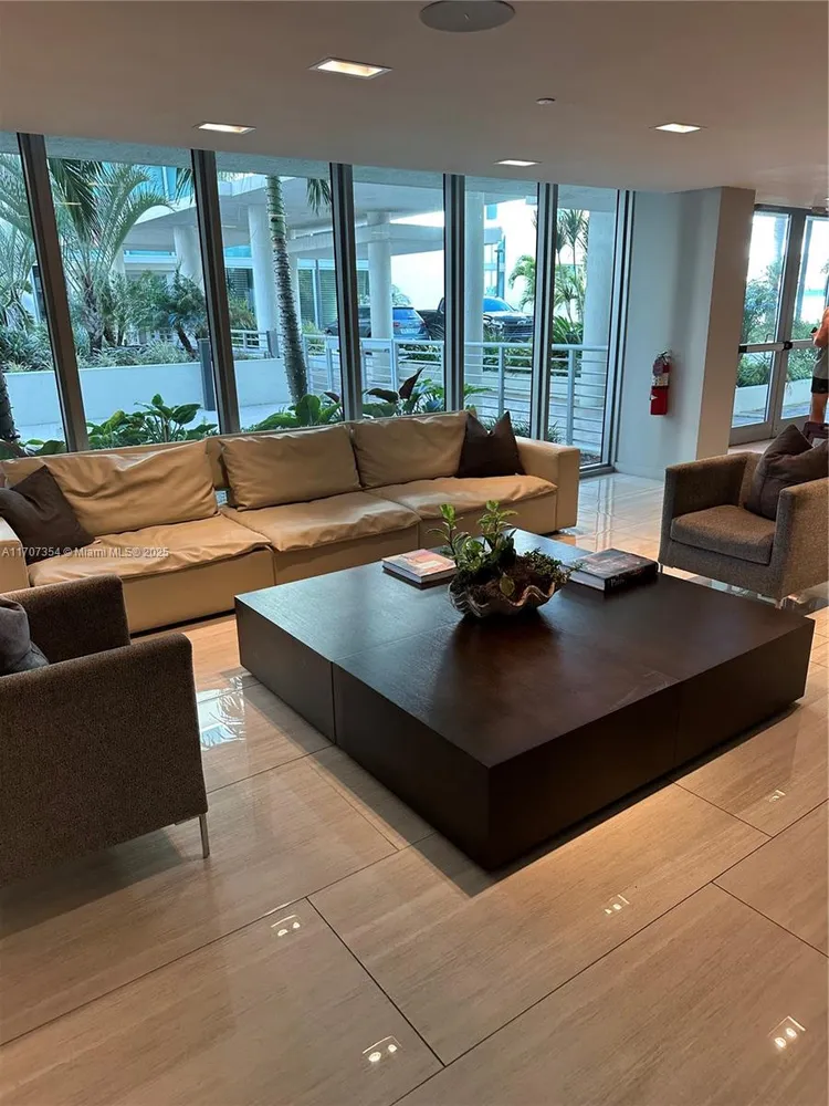 Peloro Miami Beach #505 image #41