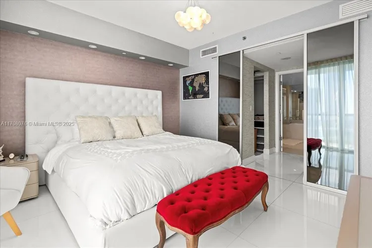 Icon Brickell II #4403 image #13