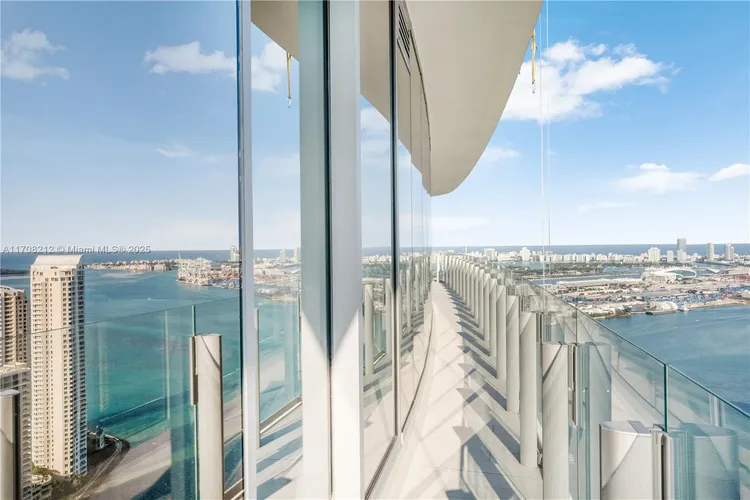 Aston Martin Residences #4601 image #23