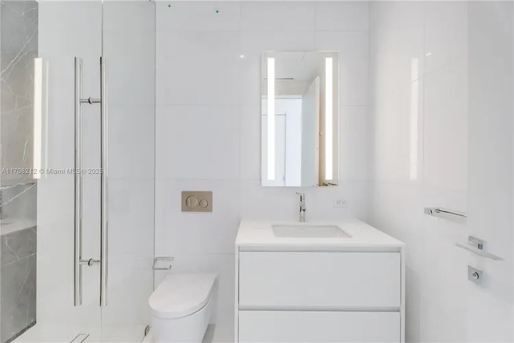 Aston Martin Residences #4601 image #26