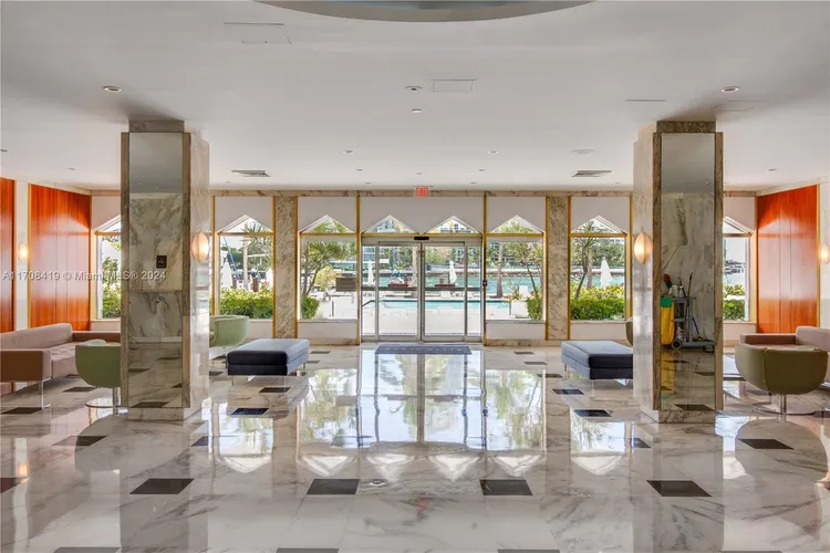 Belle Plaza #1210 image #21