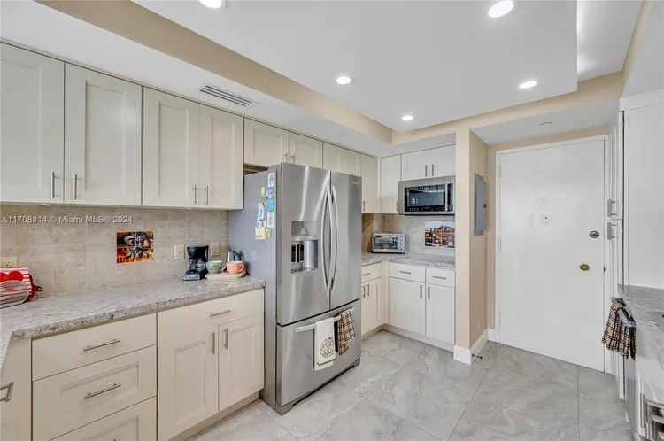 Crystal House #14M image #12