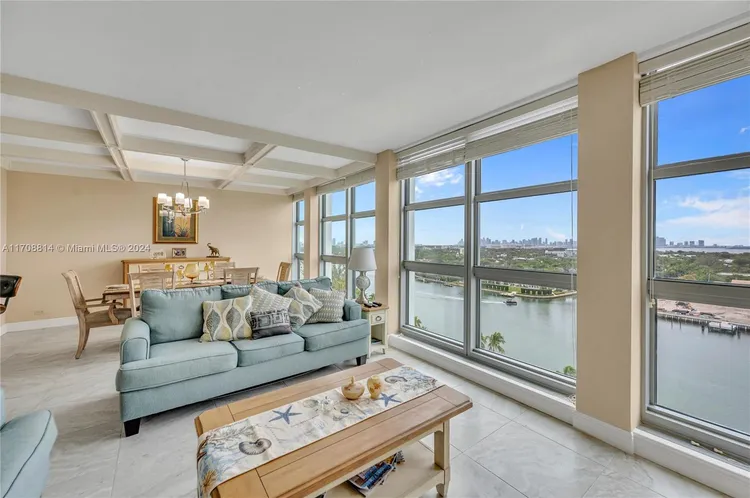 Crystal House #14M image #18