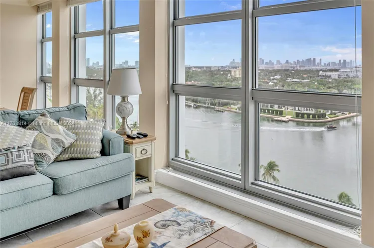 Crystal House #14M image #19