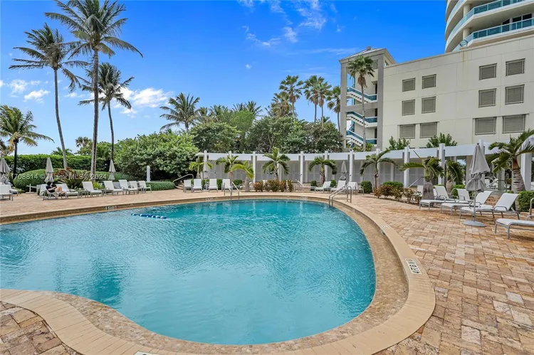 Crystal House #14M image #38