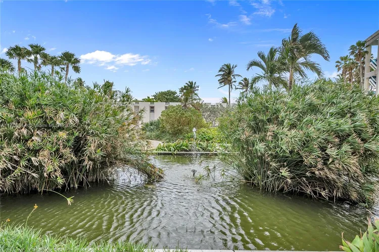 Crystal House #14M image #47