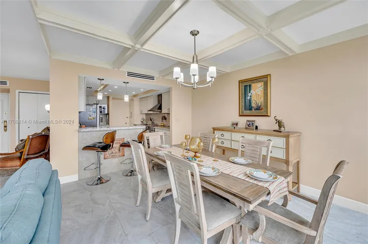 Crystal House #14M image #9