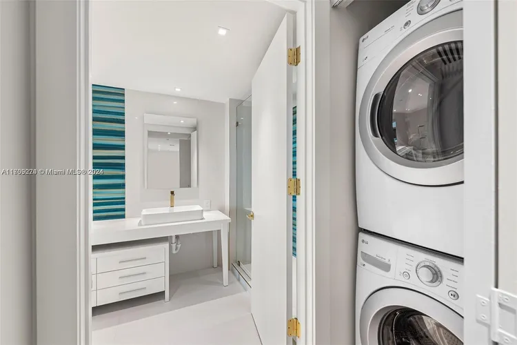 Icon Brickell II #4607 image #13