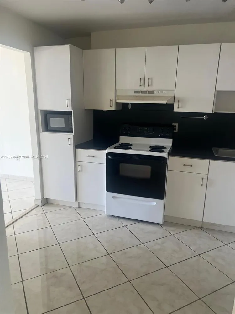 Tower 41 #605 image #15