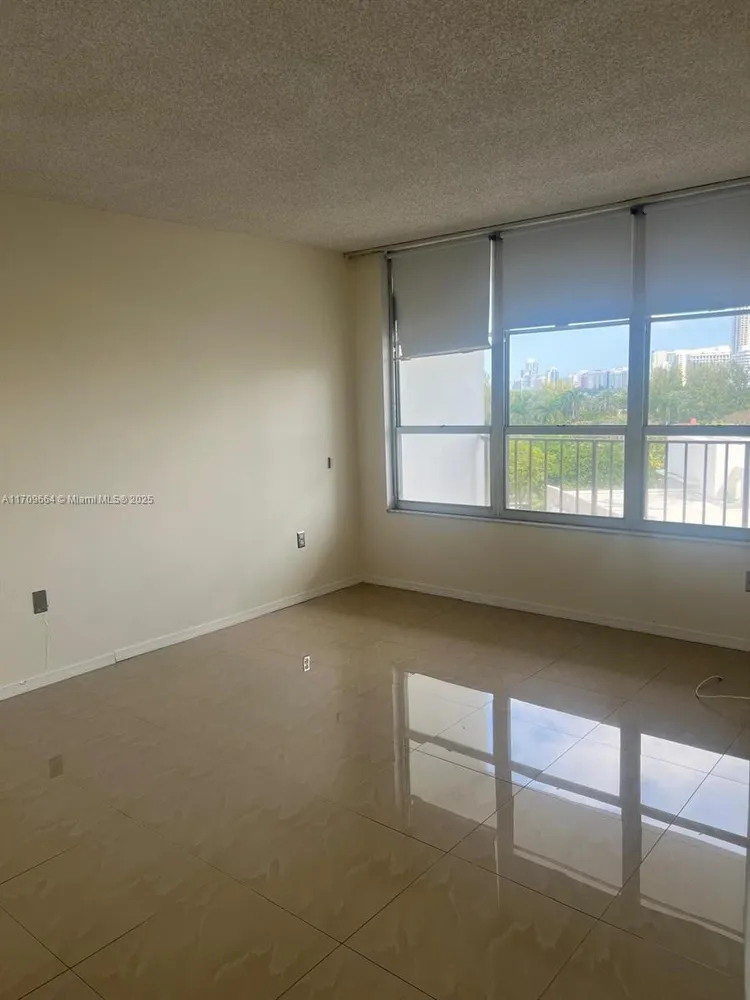 Tower 41 #605 image #6