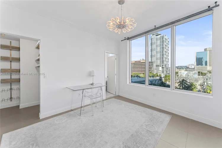 Latitude #603 image #22